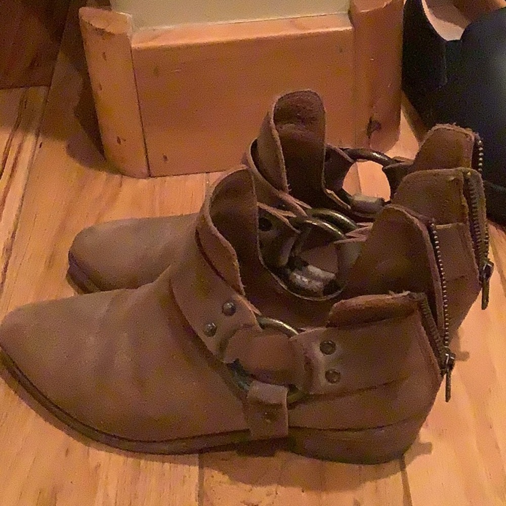 Frye Brown Suede Mules